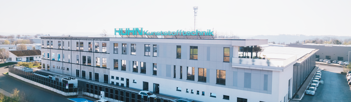Aussen_HUHN_Kunststofftechnik